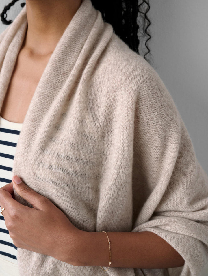 White + Warren - Cashmere Travel Wrap in Sandwisp Heather