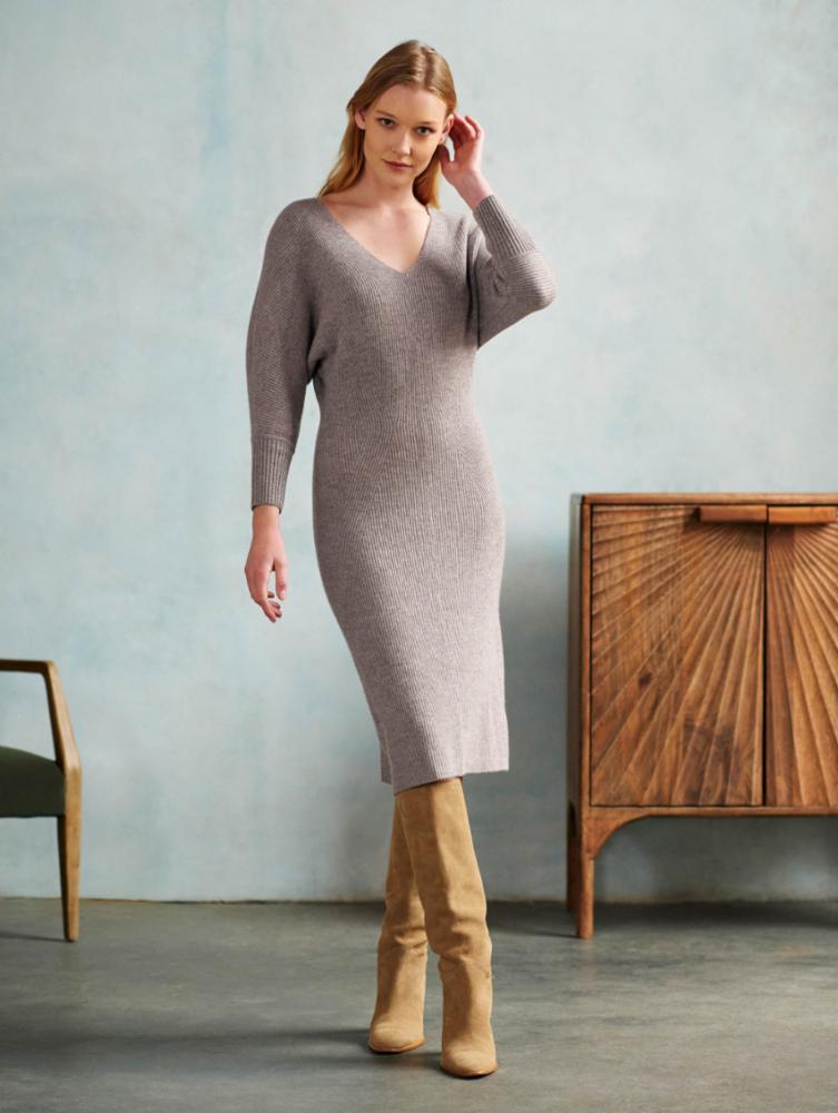 White + Warren - Cashmere Ribbed V Neck Dress in Stonewood Heather White + Warren - Cashmere Ribbed V Neck Dress in Stonewood Heather
