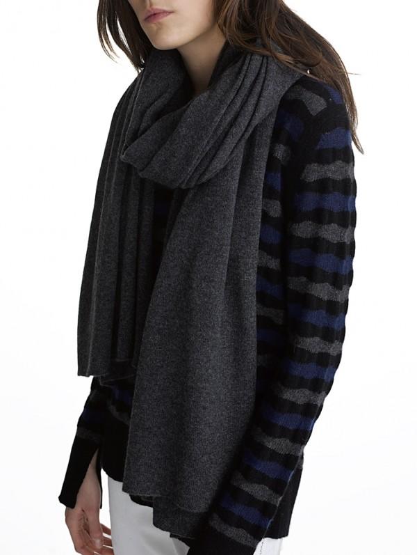 White + Warren - Cashmere Travel Wrap in Charcoal Heather