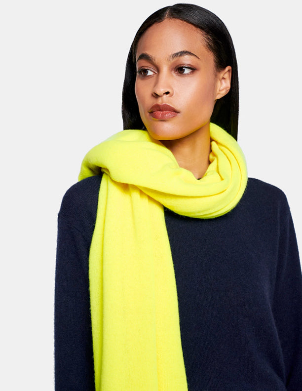 White + Warren - Travel Wrap in Neon Pineapple