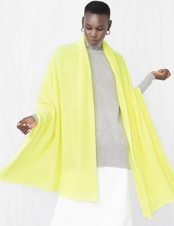 White + Warren - Travel Wrap in Neon Pineapple
