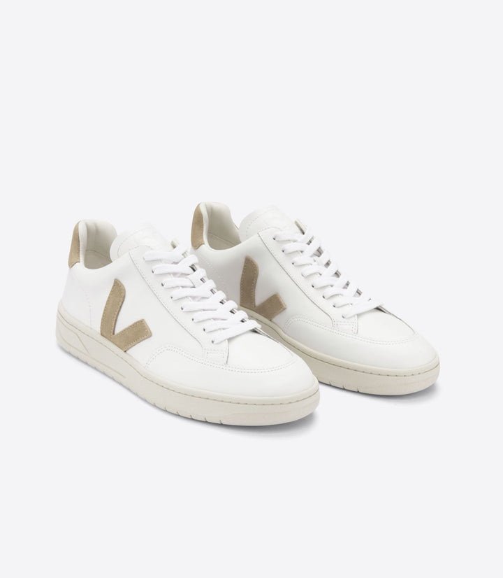 Veja - V-12 Leather in Extra White Dune