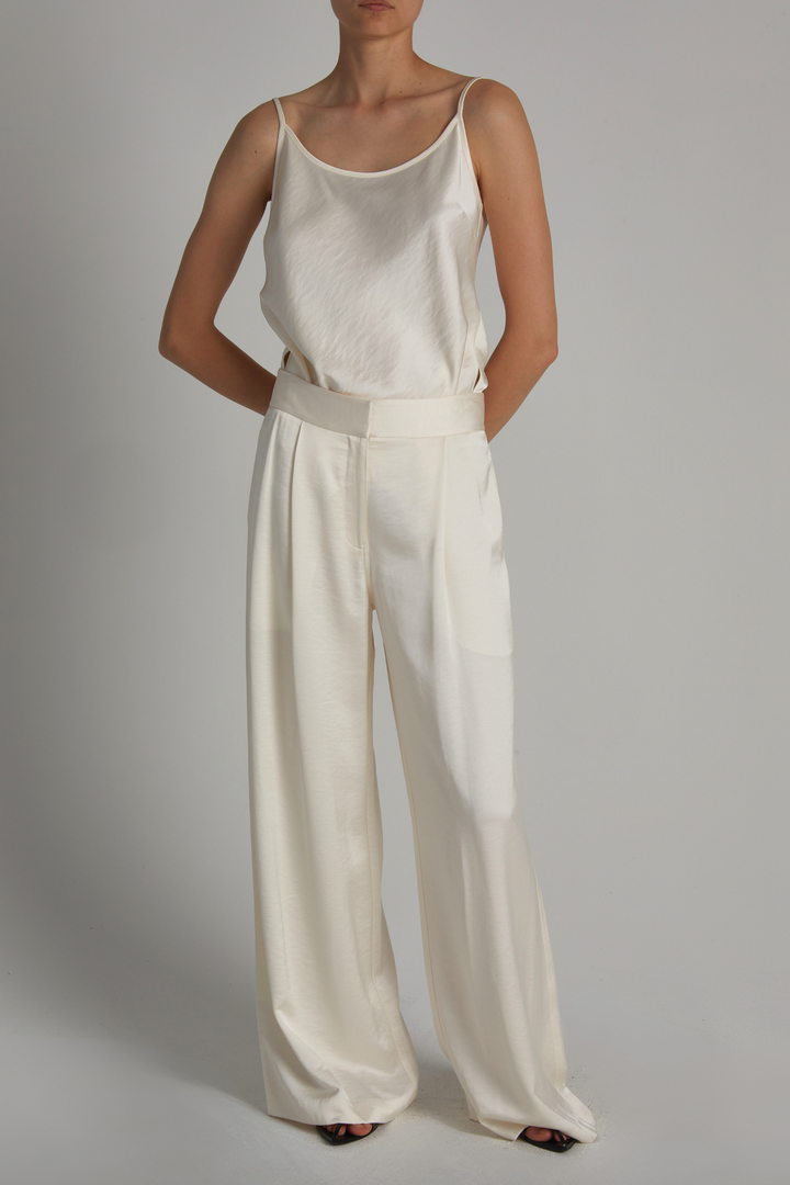 Saint Art New York - Neve Mid-Waisted Wideleg Pant in Ivory