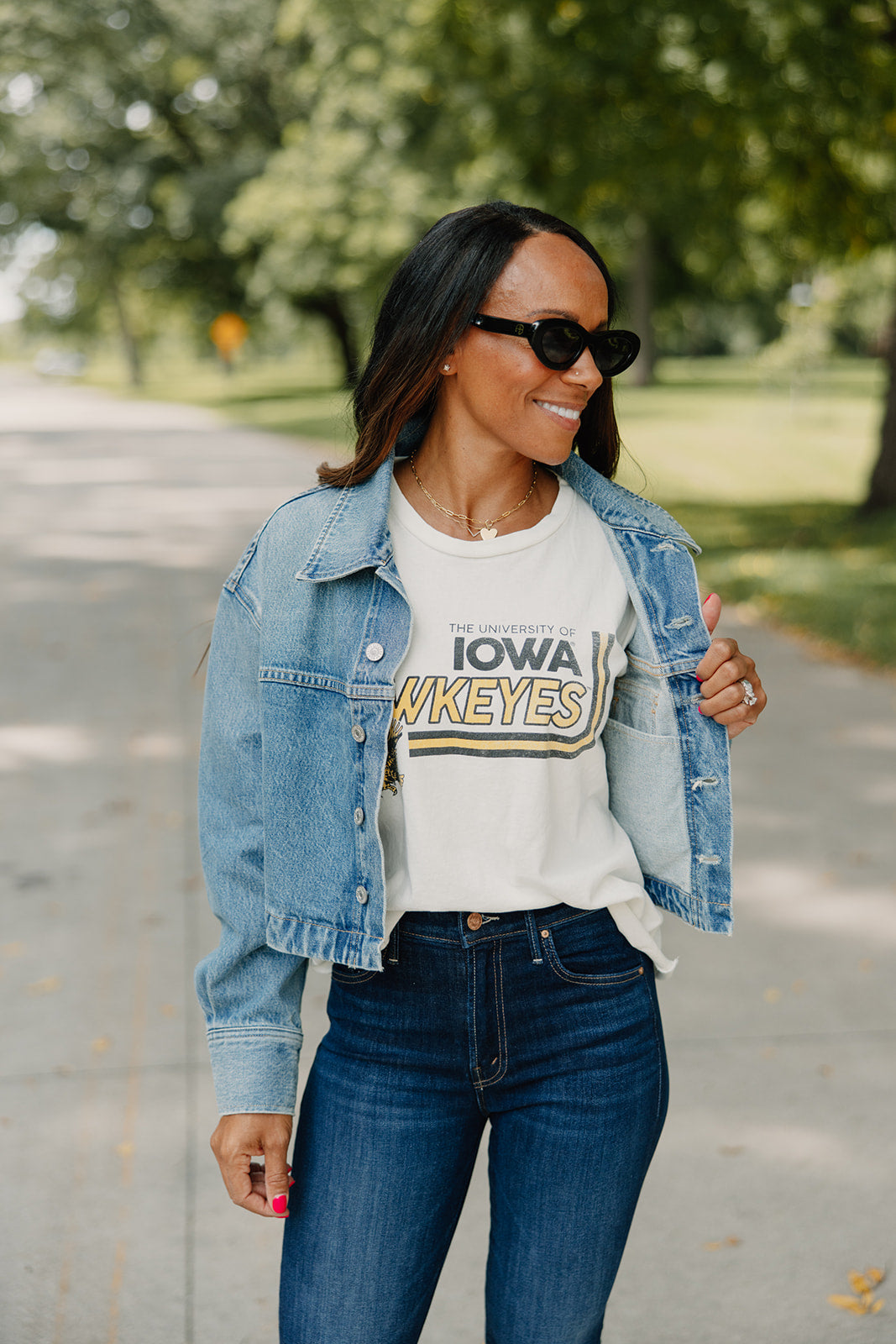 Retro Brand x Blond Genius - Iowa Hawkeyes Vintage Oversized Tee in Antique White