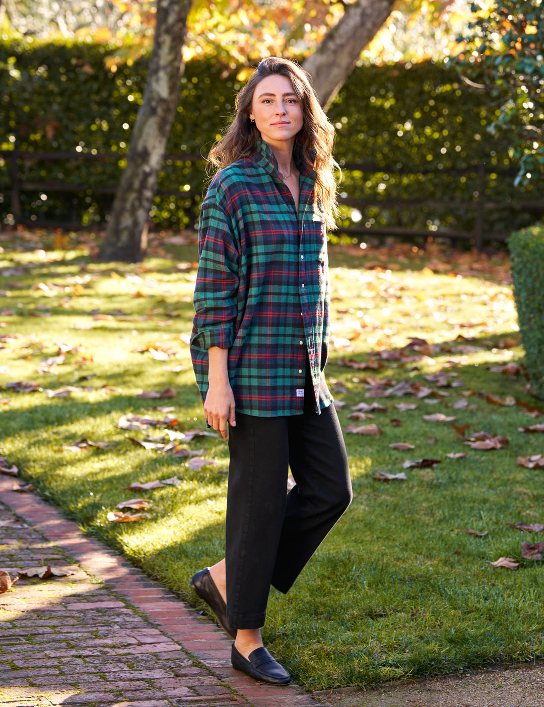 Frank & Eileen - Mackenzie One-Sized Button-Up Shirt in Large Navy, Red Plaid