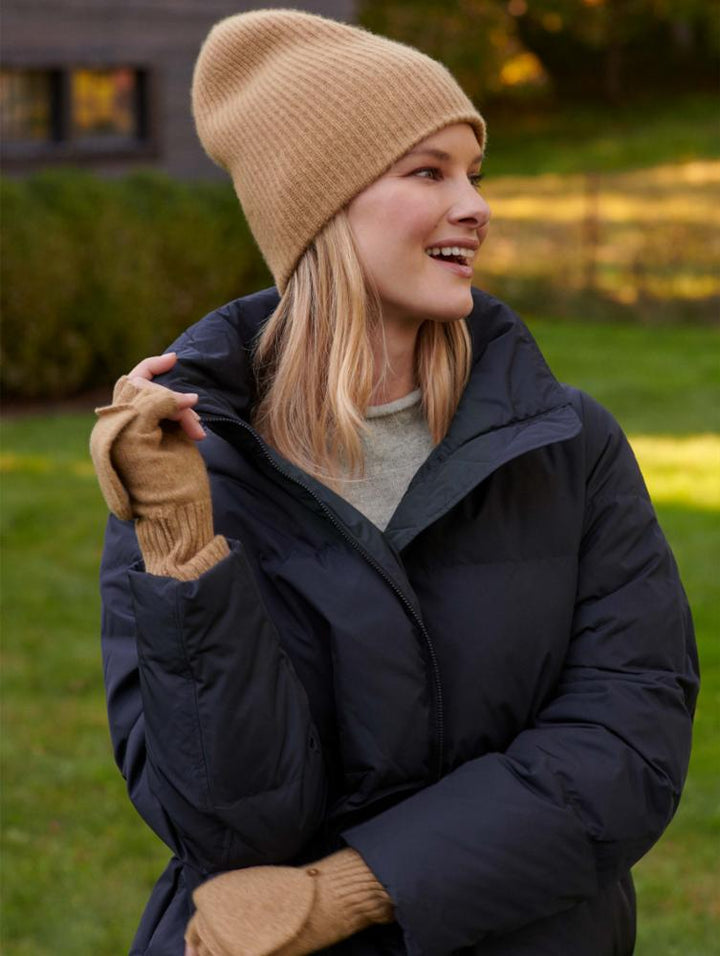 White + Warren - Cashmere Plush Rib Beanie in Camel Heather