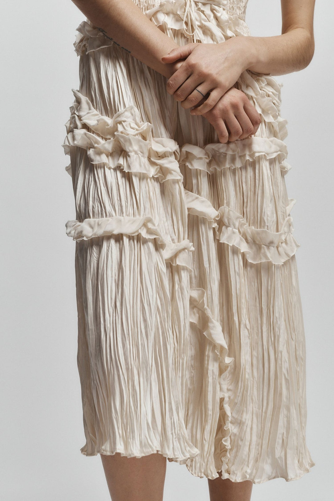 Saint Art New York - Bella Ruched Midi Dress in Ivory