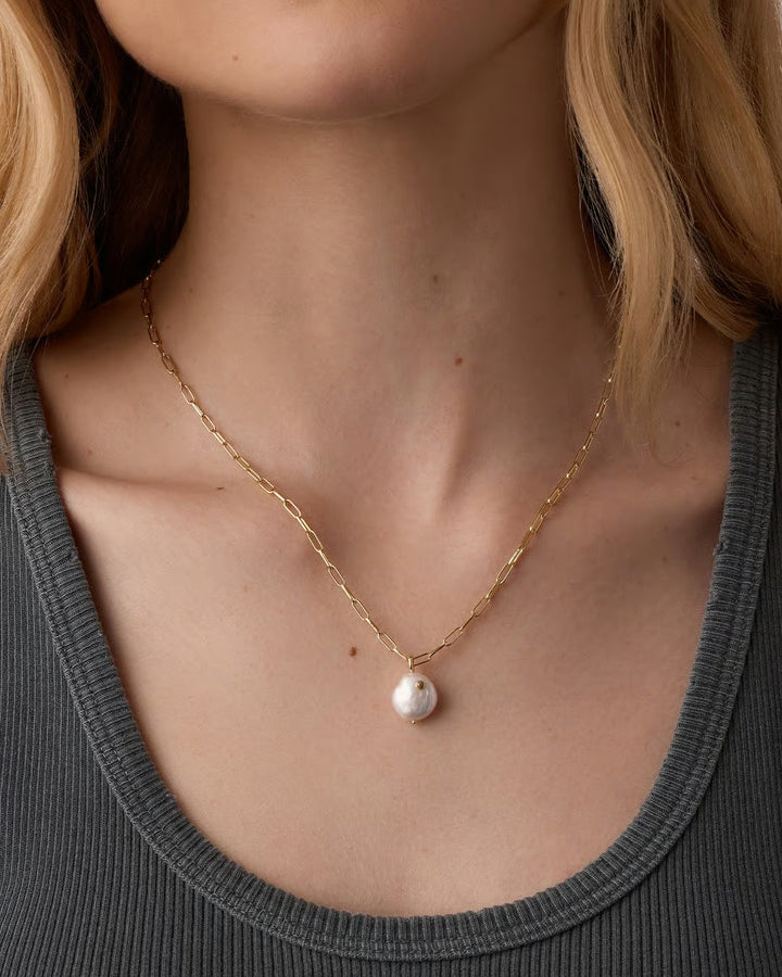 Gorjana - Reese Pearl Necklace in Gold