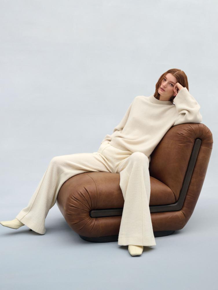 WHITE & WARREN - Cashmere Blend Cozy Crewneck in Ivory