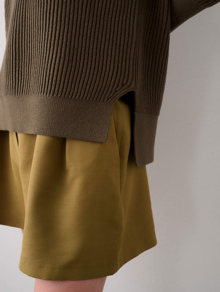 White + Warren - Core Spun Cotton Ribbed Crewneck in Deep Olive