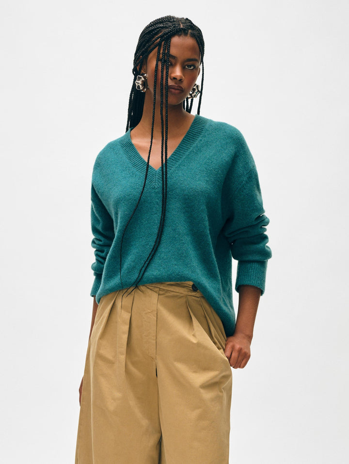 WHITE & WARREN - Cashmere Rib Trim V-Neck in Jade Heather