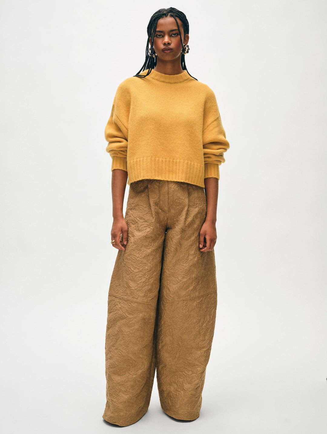 WHITE & WARREN - Cashmere Saddle Sleeve Crewneck Sweater in Goldenrod