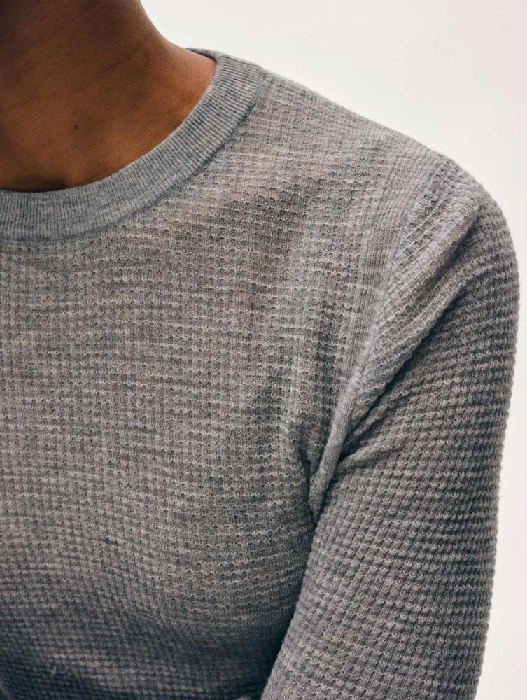 White + Warren - Superfine Cashmere Blend Waffle Crewneck in Greystone Heather