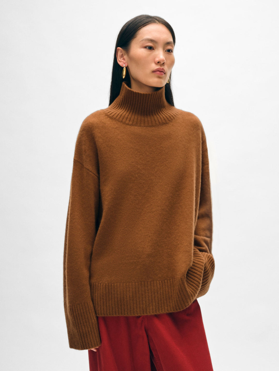 White + Warren - Cashmere Easy Standneck Sweater in Cedar Brown