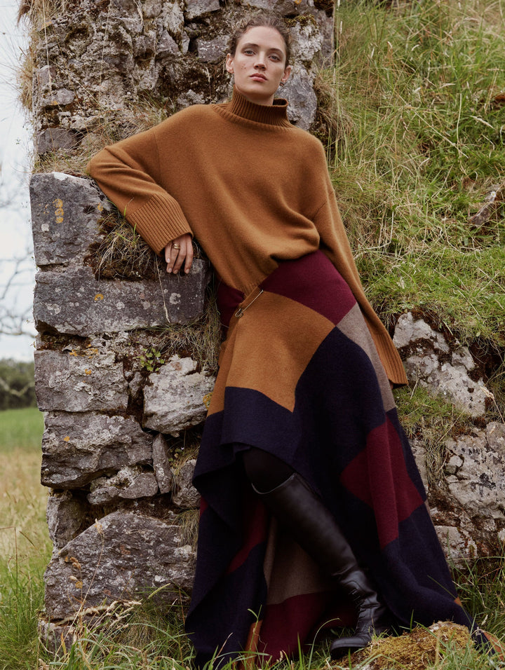 White + Warren - Cashmere Easy Standneck Sweater in Cedar Brown