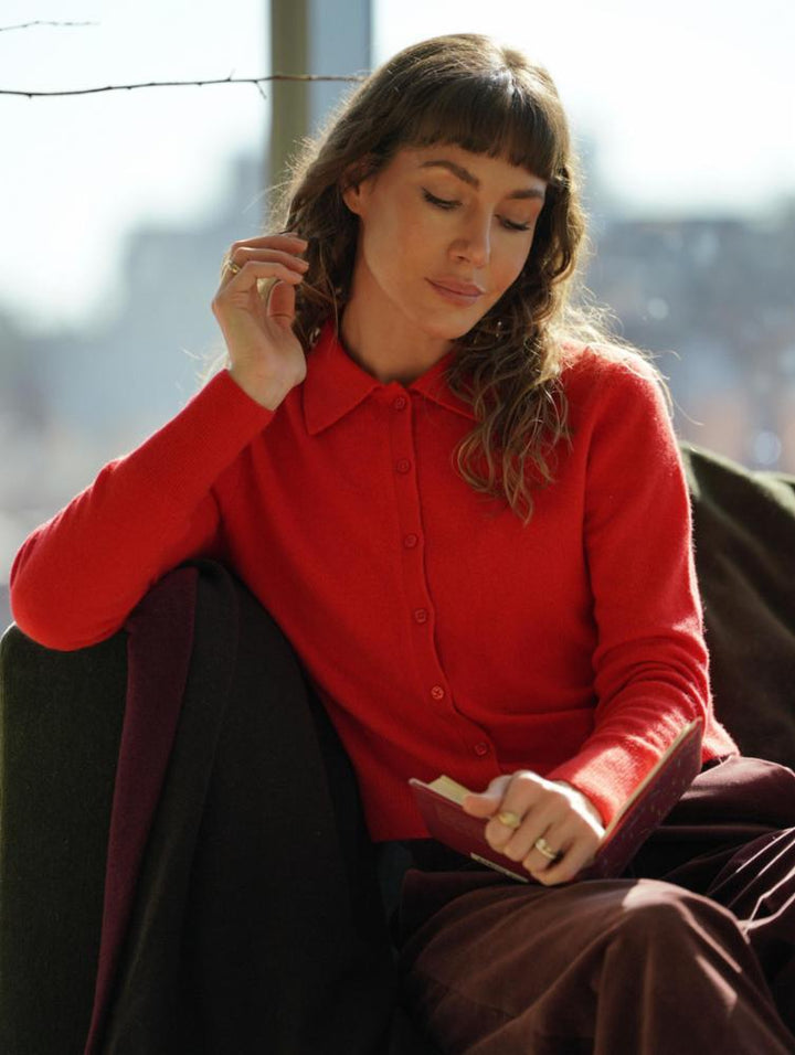 WHITE & WARREN - Cashmere Collared Cardigan in French Red