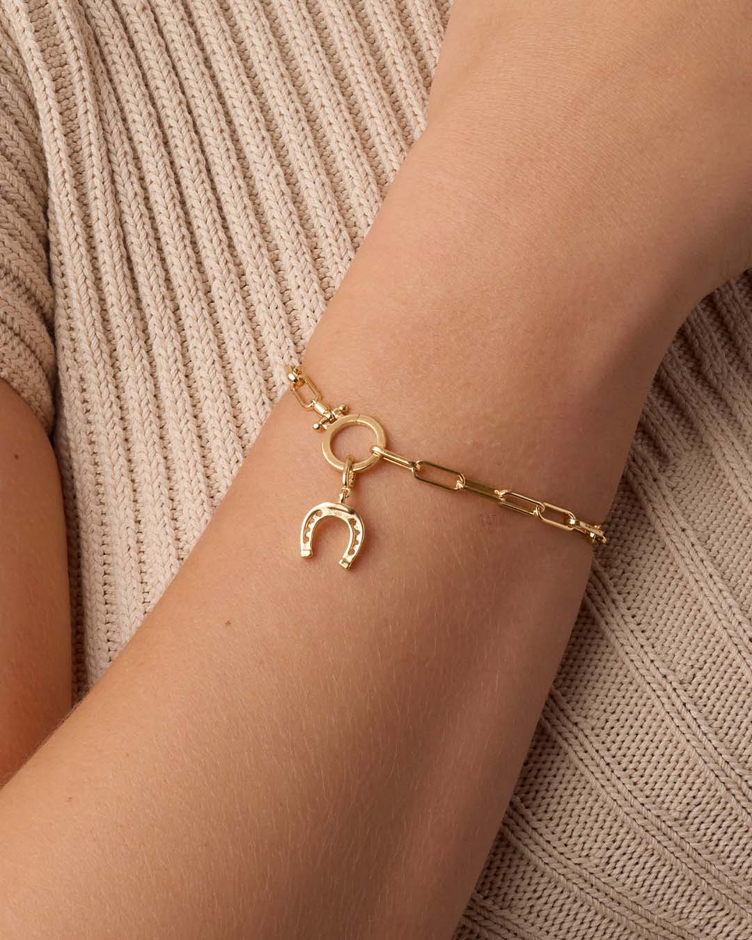 Gorjana - Horseshoe Parker Charm in Gold
