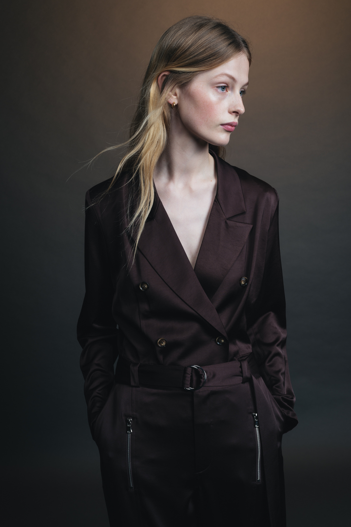 Saint Art New York - Adalee Charmeuse Blazer in Chestnut