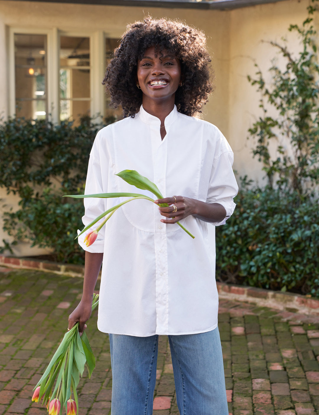 Frank & Eileen - Victoria Woman's Collarless Button Down in White