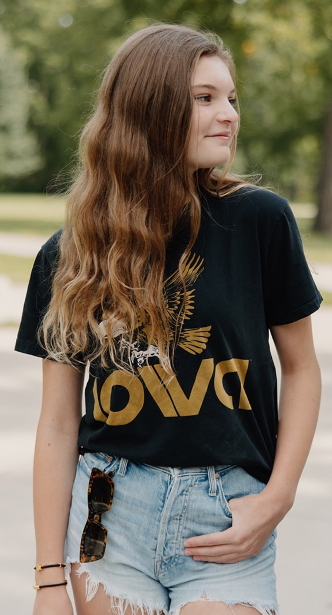 Retro Brand x Blond Genius - Iowa Hawkeyes Cut Off Tee in Washed Black