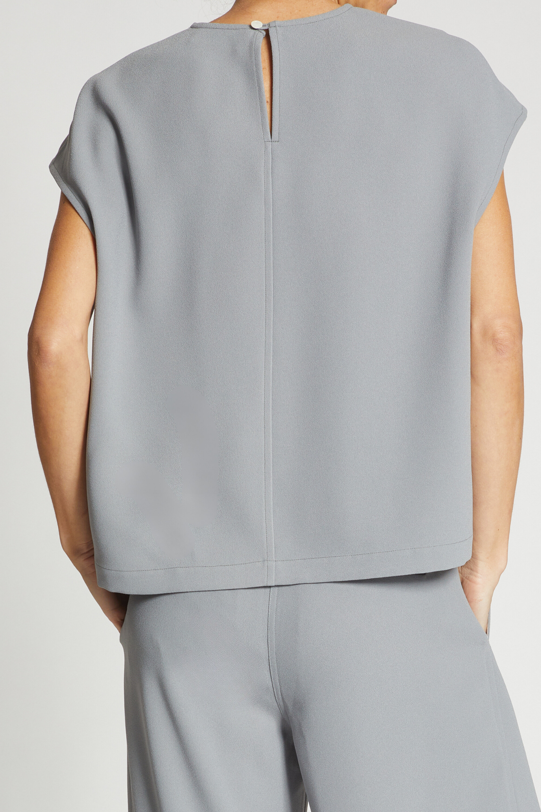 Saint Art New York - Soraya Top in Powder Grey Crepe