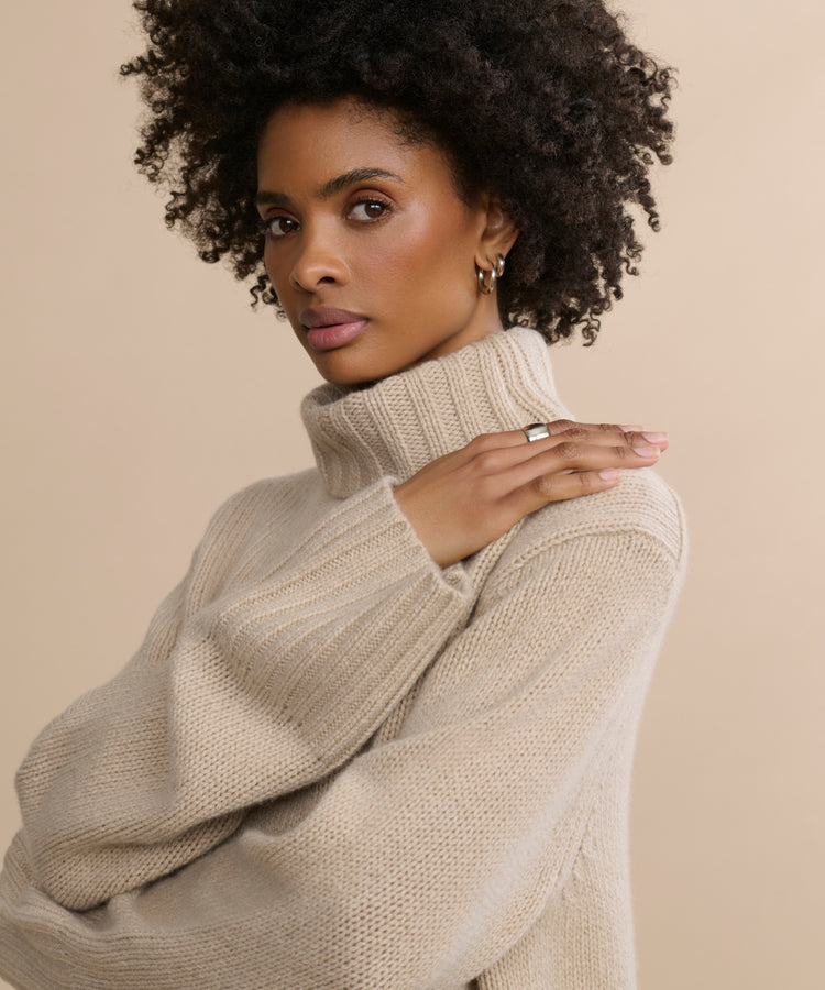 Jenni Kayne - Cashmere Jet Turtleneck in Sand