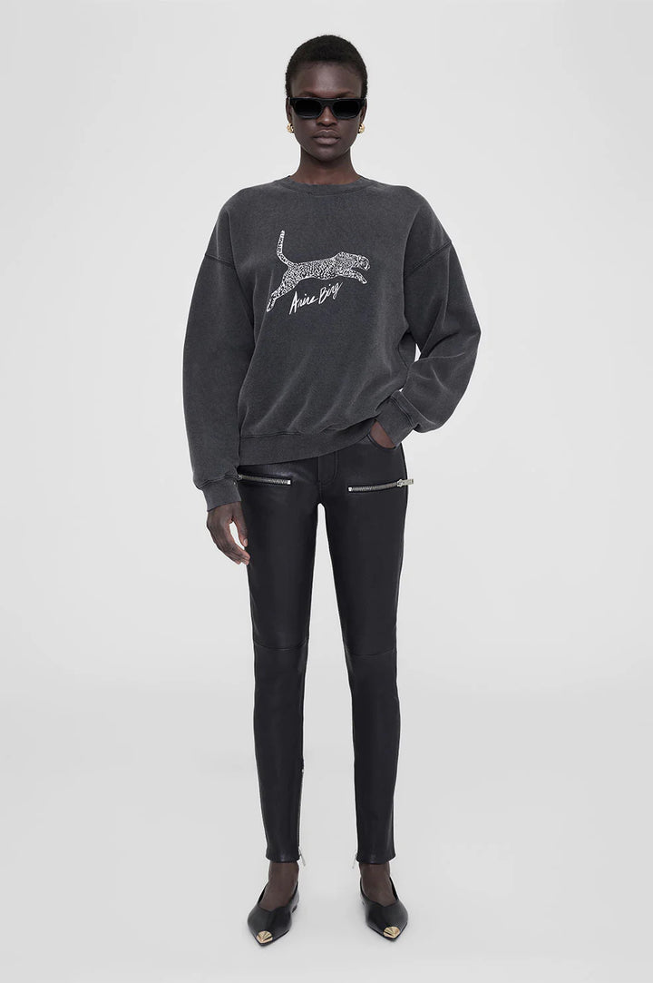 Anine Bing - Spencer Sweatshirt Spotted Leopard in Washed Black