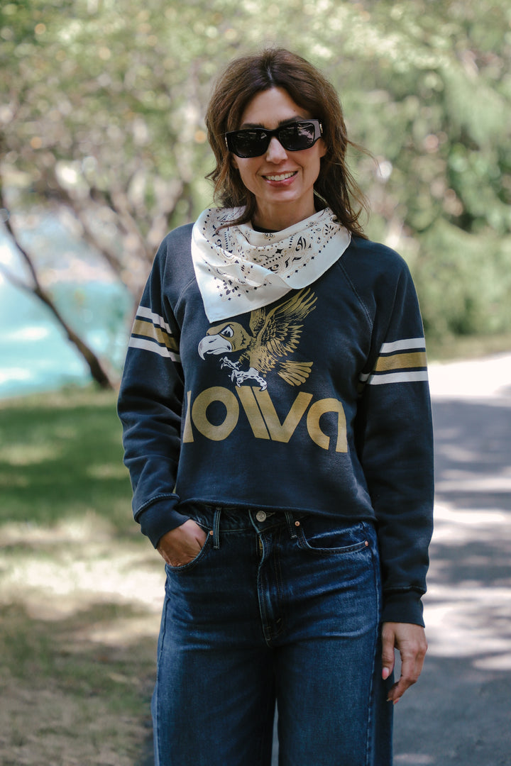 Iowa Hawkeyes Cut Hem Sweatshirt Stripes Sleeve (BL932-BLIWA2198A) Vintage Black