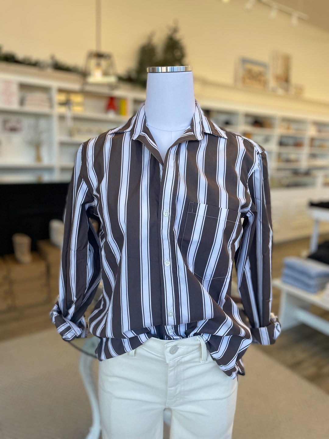 Frank & Eileen - Joedy Boyfriend Button Up Shirt in Brown Stripe