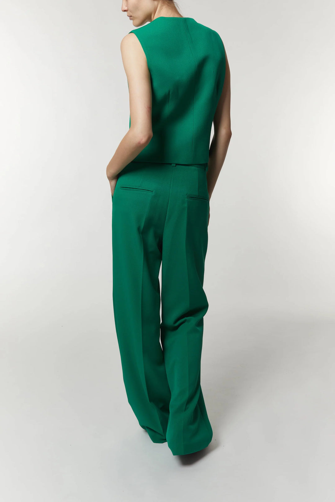 Saint Art New York - Lucy Mid-Rise Relaxed Fit Trouser in Emerald