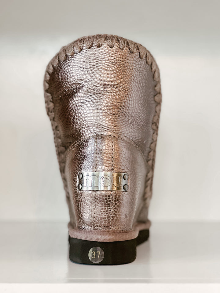 MOU - Eskimo Inner Wedge Short in Embossed Spyral Camel
