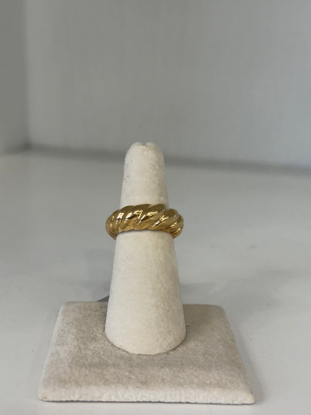 Joy Dravecky - Paris Ring in Gold