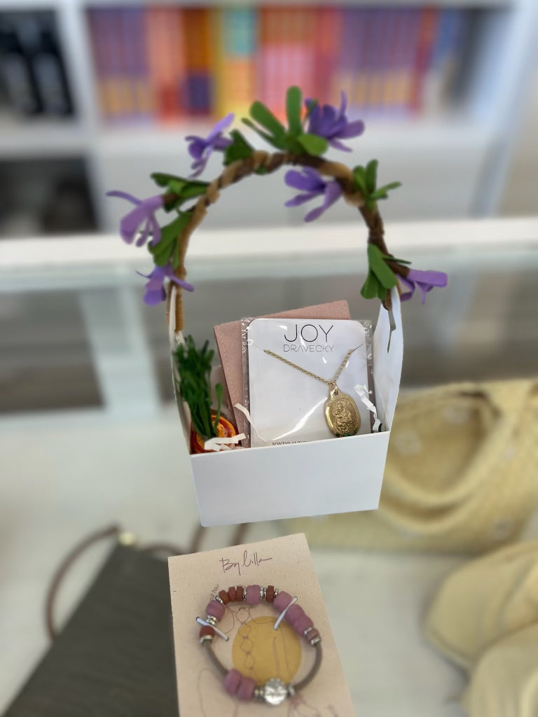 Little Luxury Basket Saint Anthony