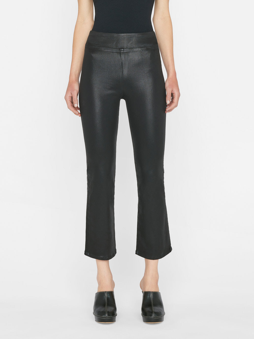 Frame - Jet Set Crop Mini Boot in Noir Coated