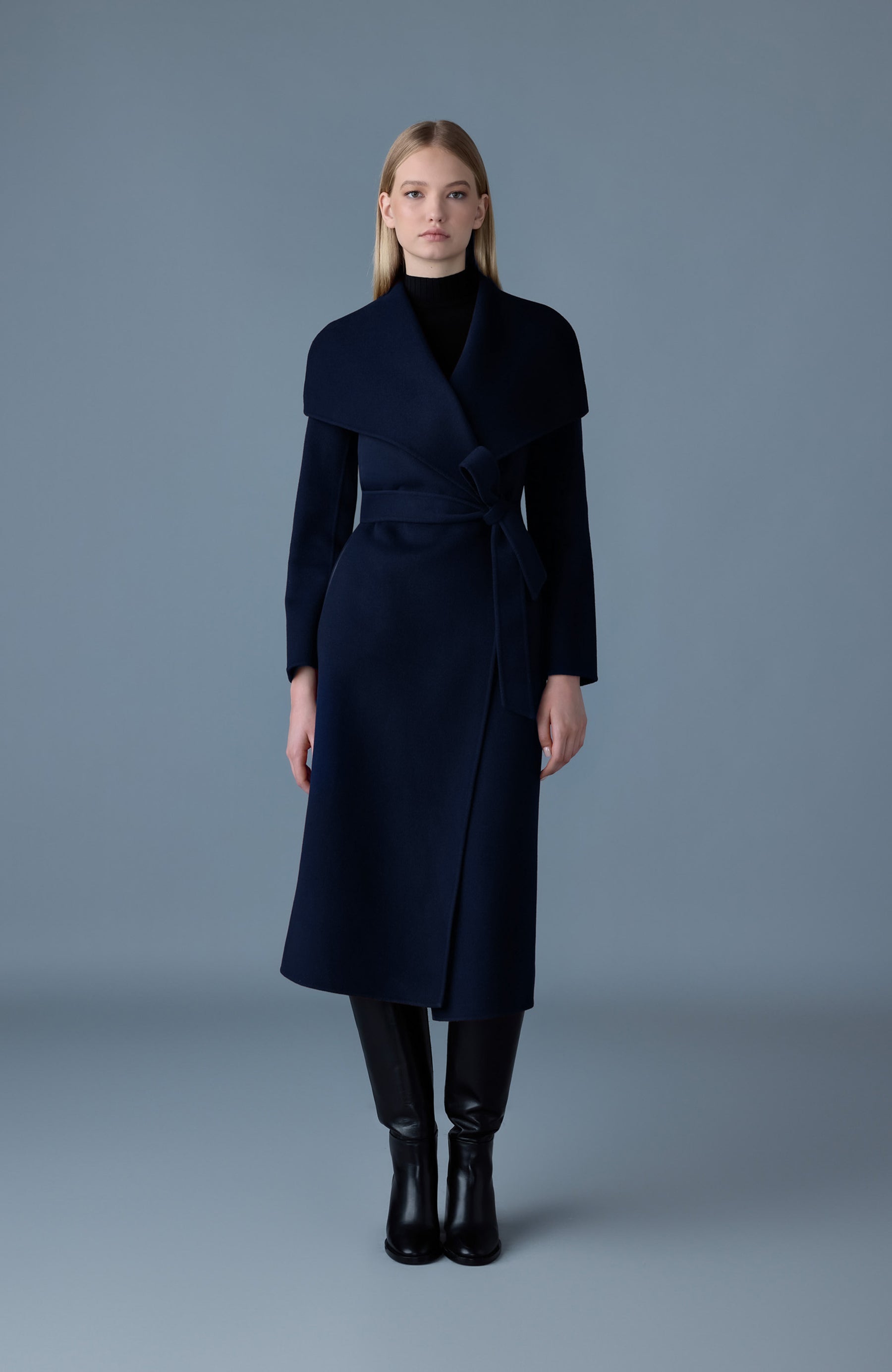 【MACKAGE】 MAI-CN ロングラップコート ダブルフェイス ウール Mackage - Mai-CN Double-face Wool Wrap Coat in Navy – Blond