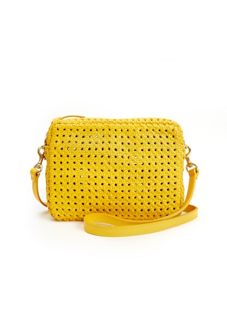 Clare V. - Midi Sac in Dandelion Rattan