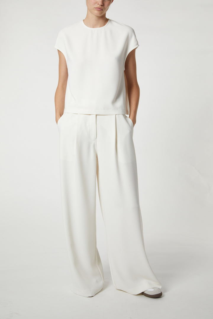 Saint Art New York - Neve Mid-Waisted Wideleg Trouser in Ivory Crepe