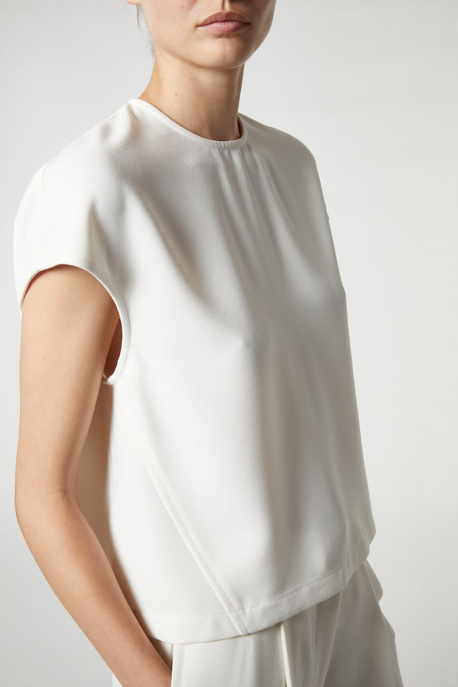 Saint Art New York - Soraya Cap-Sleeve Top in Ivory Crepe Tops