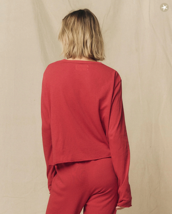 The Great - The Long Sleeve Crop Tee in Gemstone