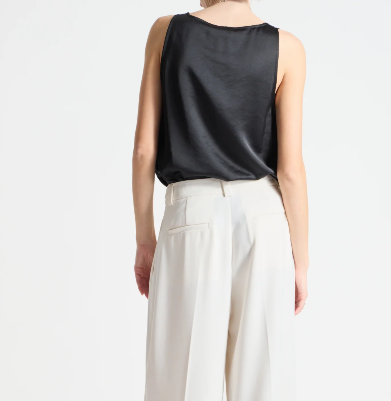 Saint Art New York - Isola Scoopneck Tank in Black TANK