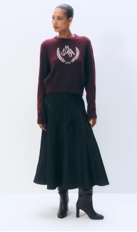 WHITE & WARREN - Cashmere Blend Horse Embroidered Crew in Oxblood Sweaters