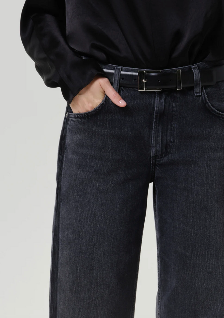 CITIZENS OF HUMANITY - Lindz Easy Straight with Tuxedo Stripe in Kuro Jeans