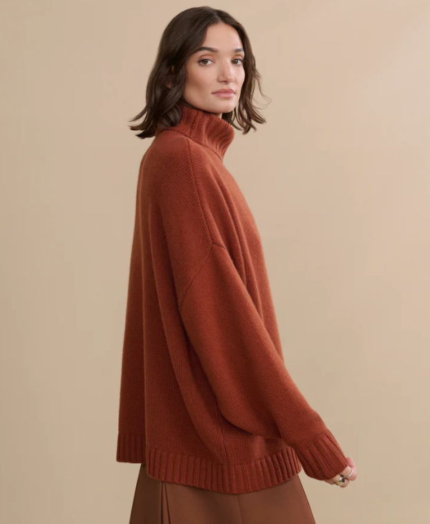 JENNI KAYNE - Cashmere Porter Turtleneck in Rust