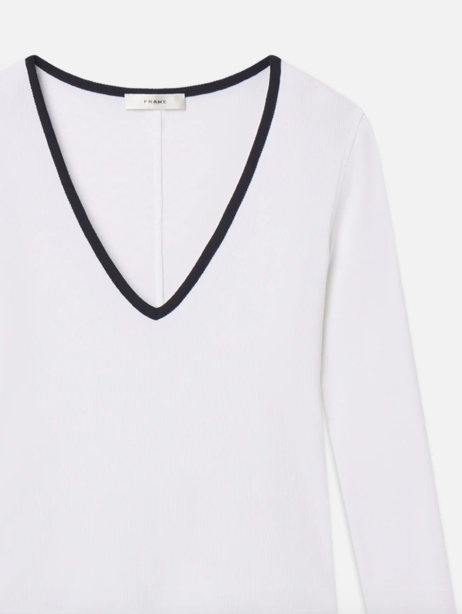 FRAME -The Sporty V-Neck Top in White Shirt