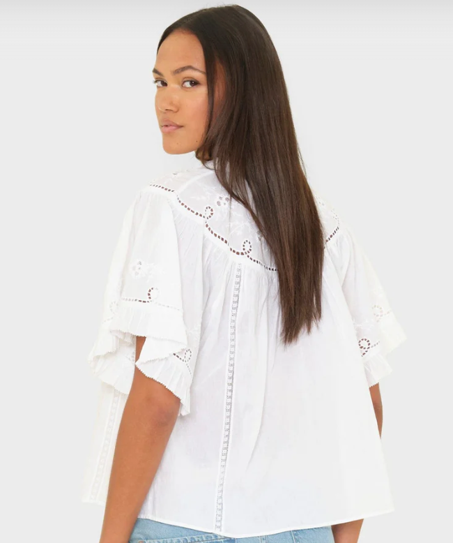 XIRENA - Mae Shirt in White Shirt