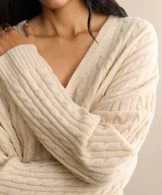 JENNI KAYNE - Nell V-Neck Sweater in Alabaster Sweaters