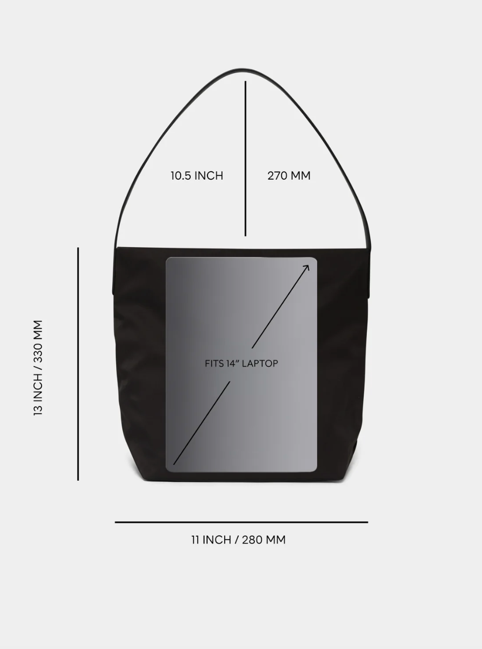 VEE COLLECTIVE - Essence Vertical Tote in Black Handbag