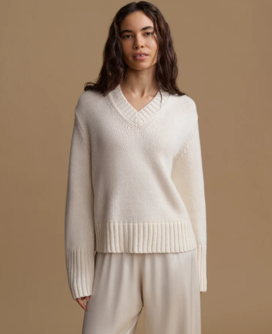 JENNI KAYNE - Cropped Jet V-Neck in Ivory