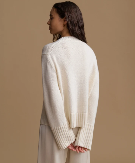 JENNI KAYNE - Cropped Jet V-Neck in Ivory