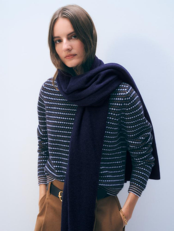 DEEP NAVY-